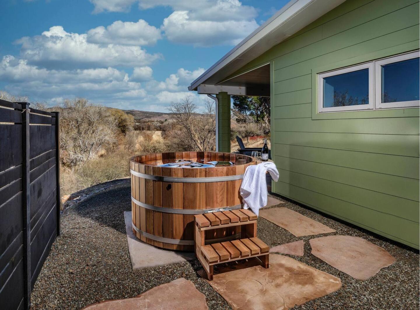 Pitchner Place Creekfront Hot Tub Fire Pit Cornville Exteriér fotografie